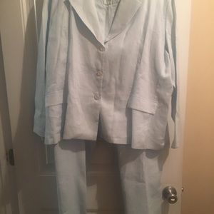 Woman size 24  Pantsuit in Baby Blue
